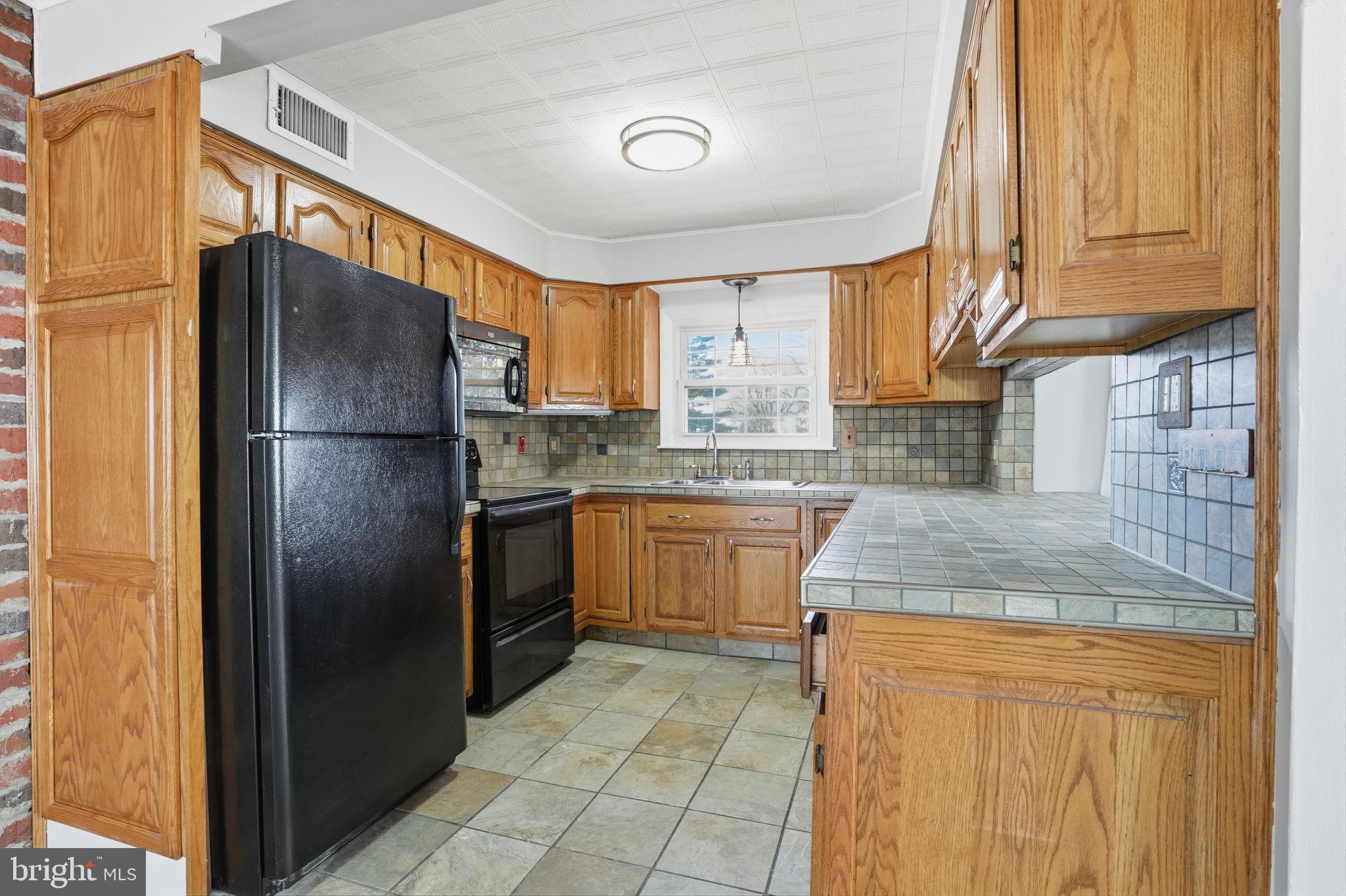 WHITEWOOD - Residential