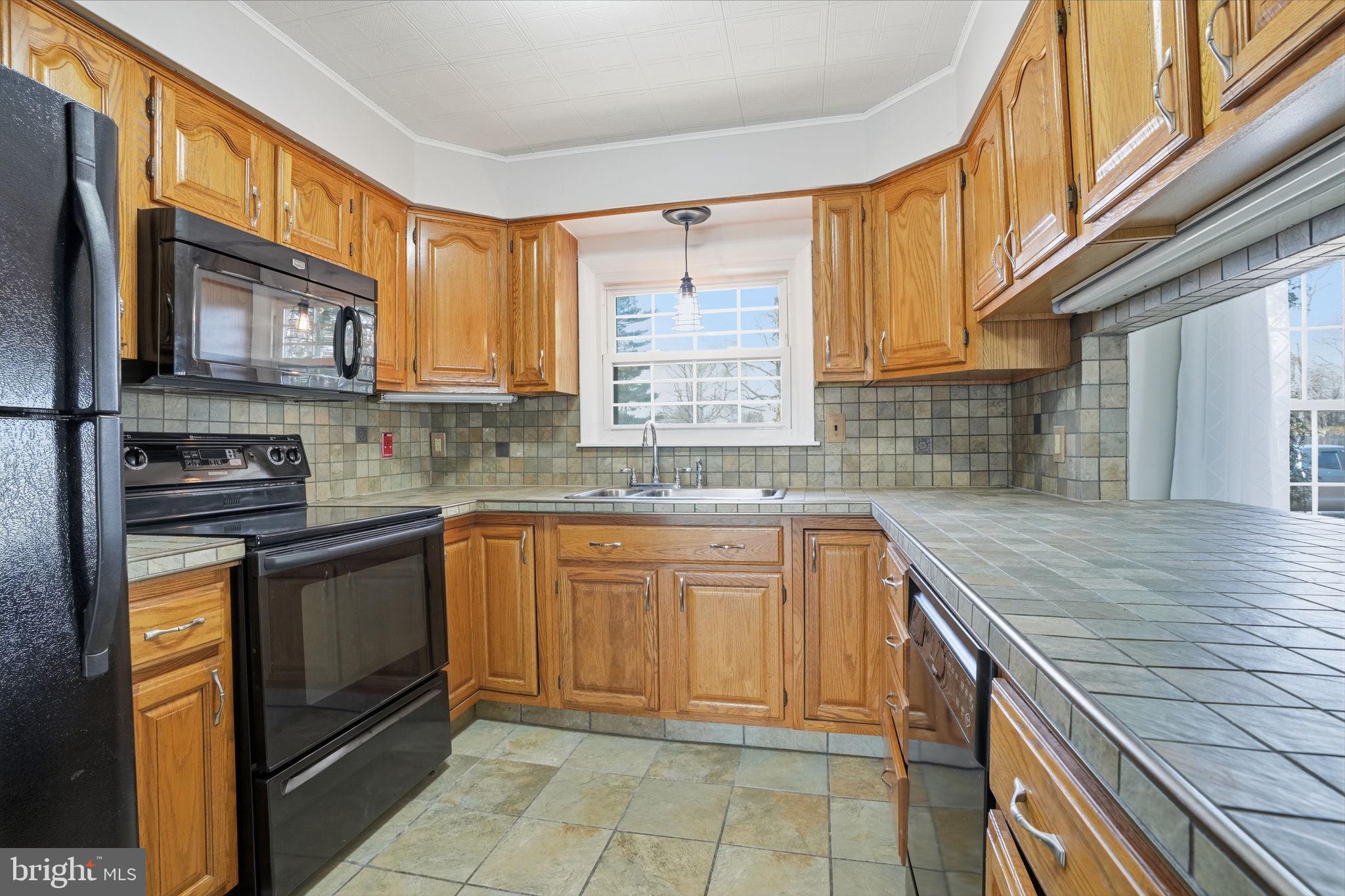 WHITEWOOD - Residential