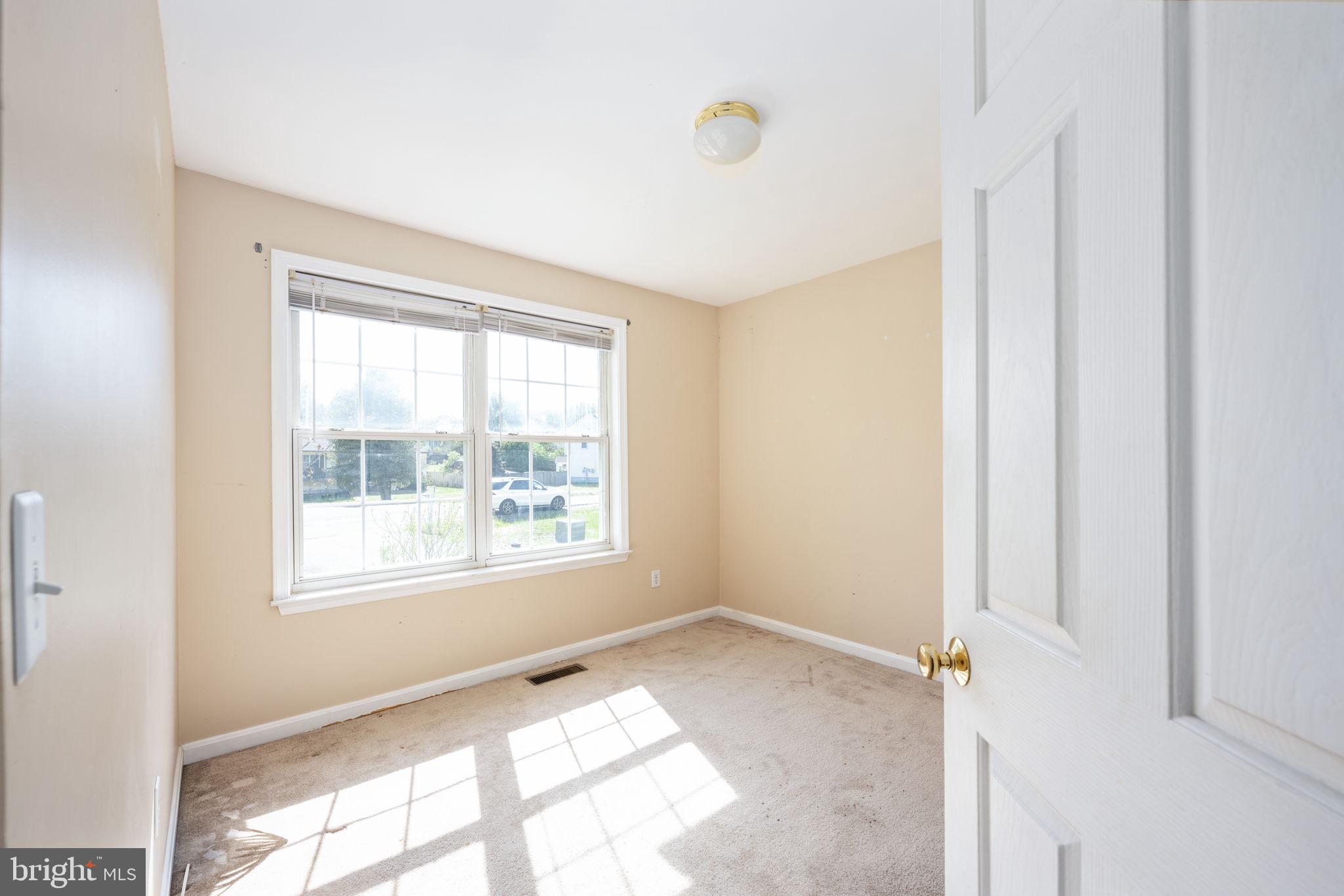 TAVERNEER - Residential