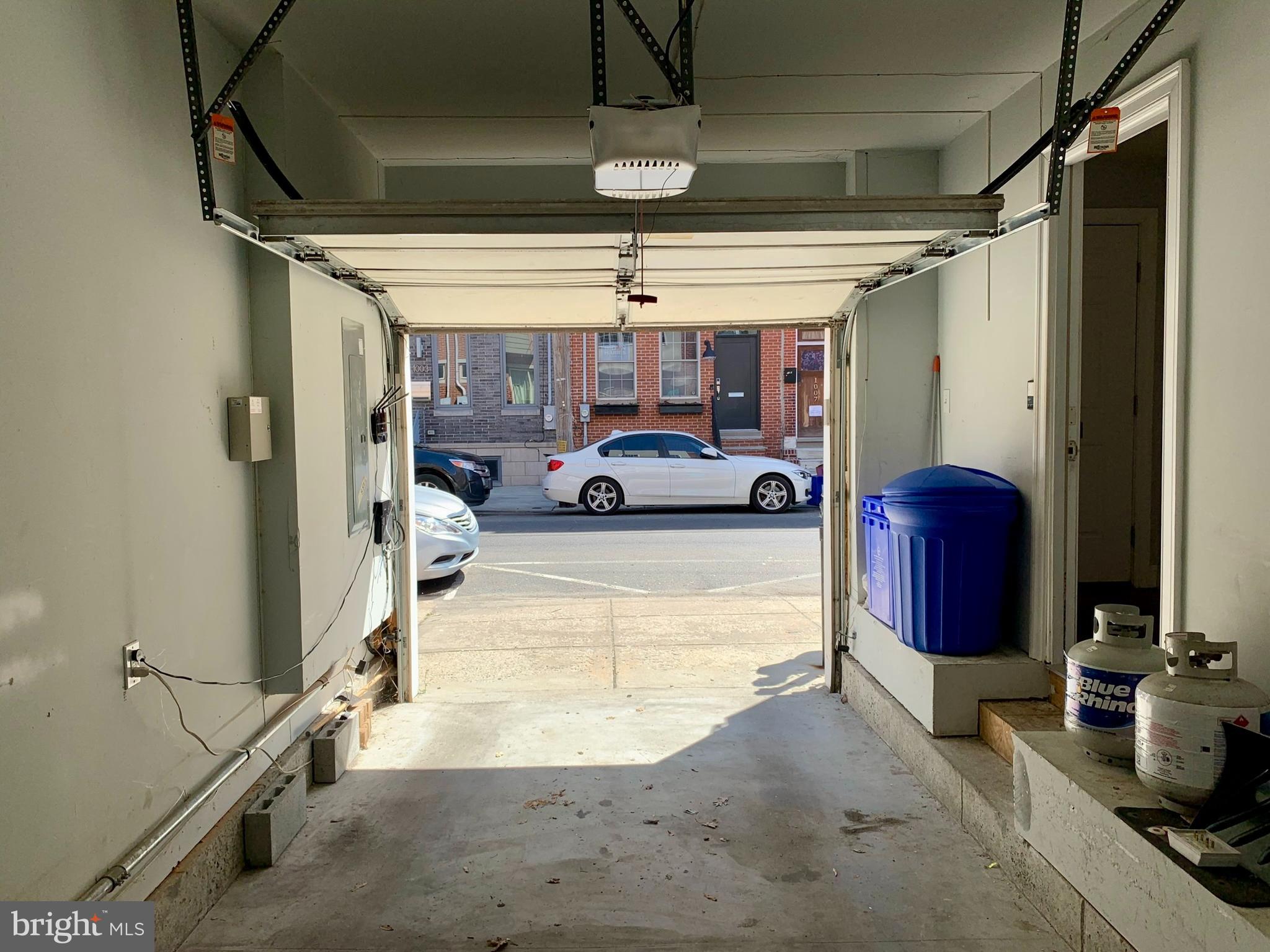 GRADUATE HOSPITAL - Residential Lease