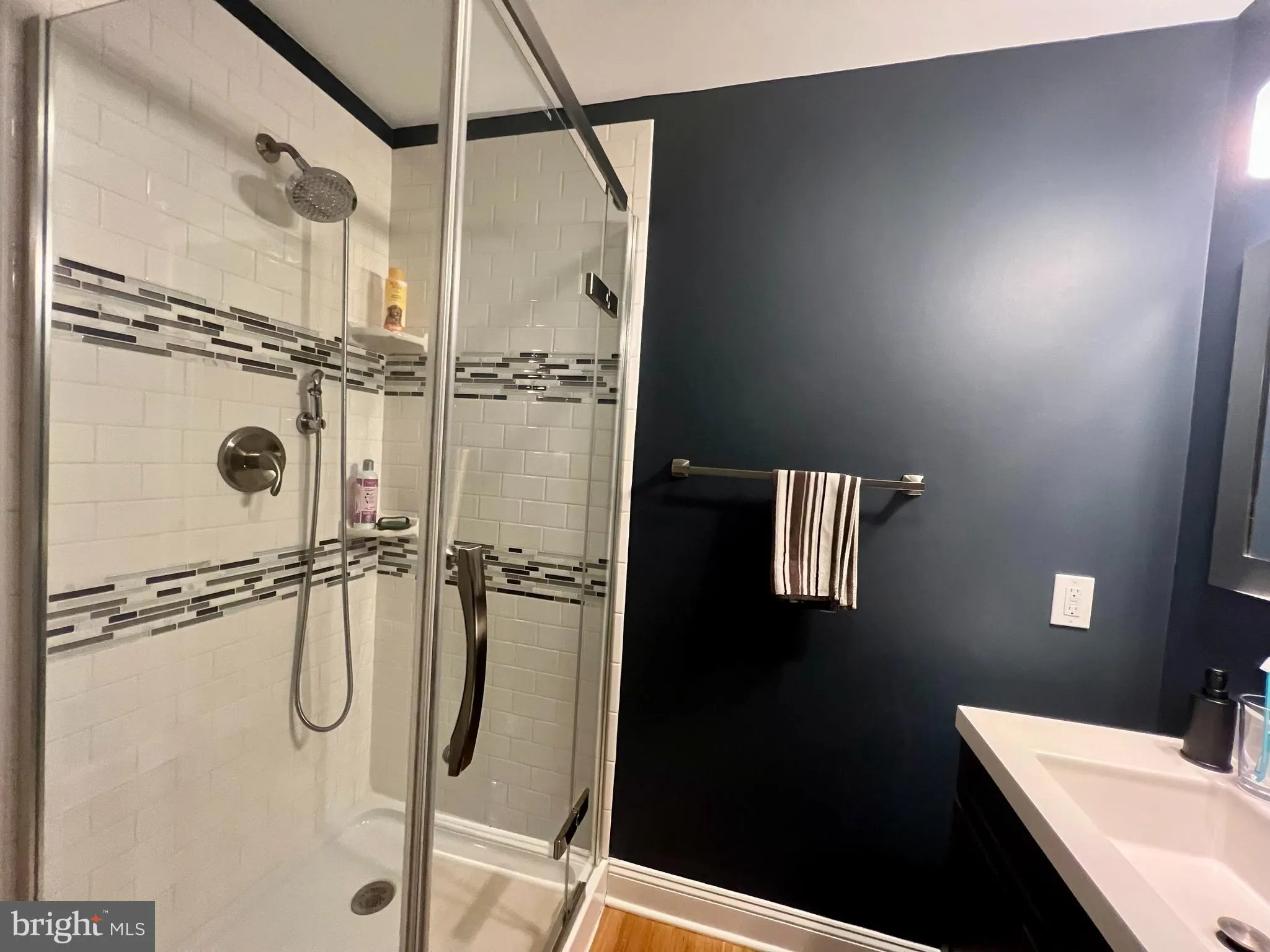 Philadelphia, Pennsylvania 19146, United States, 3 Bedrooms Bedrooms, ,3 BathroomsBathrooms,Residential,Pending,138990