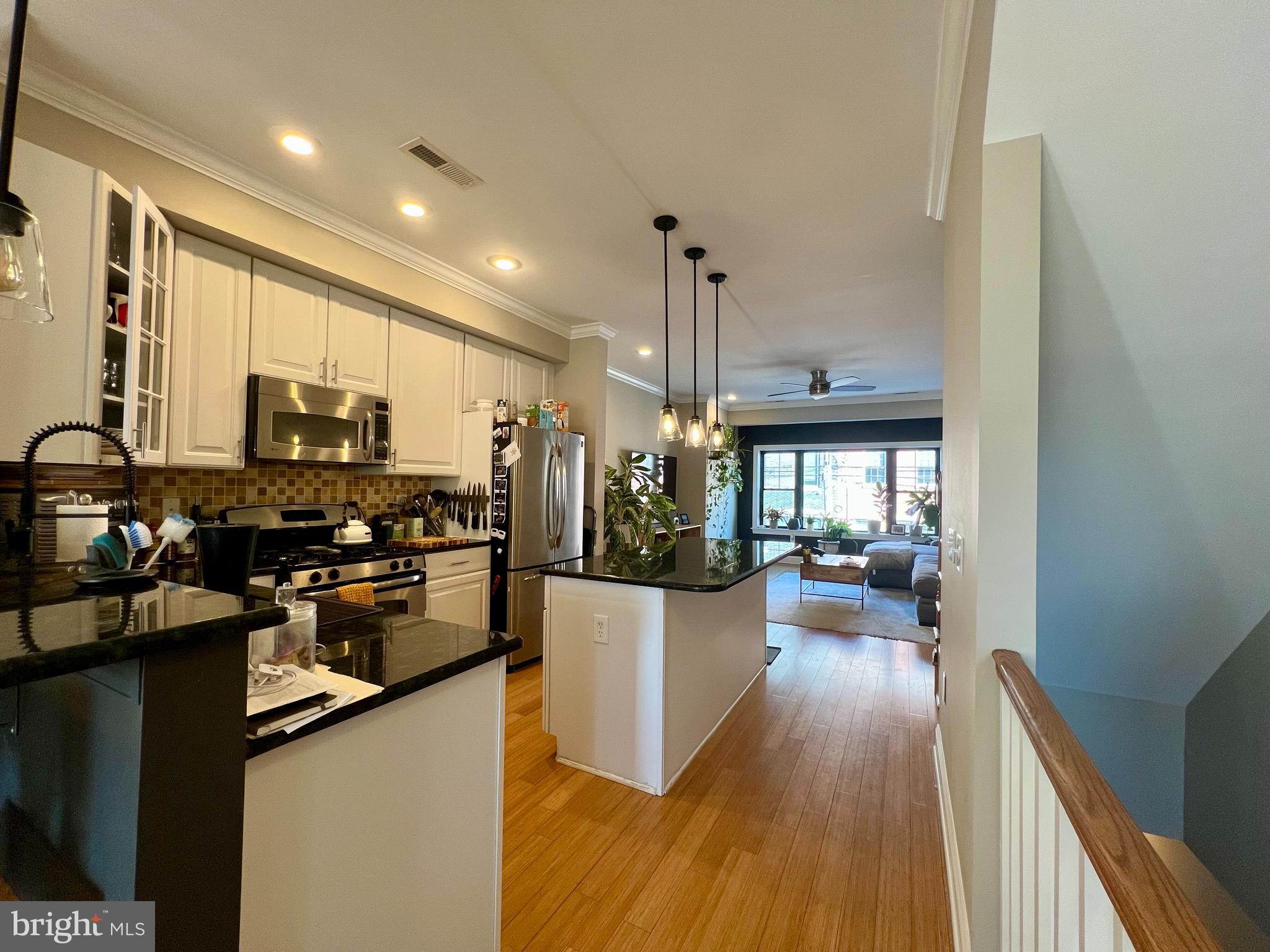 GRADUATE HOSPITAL - Residential Lease