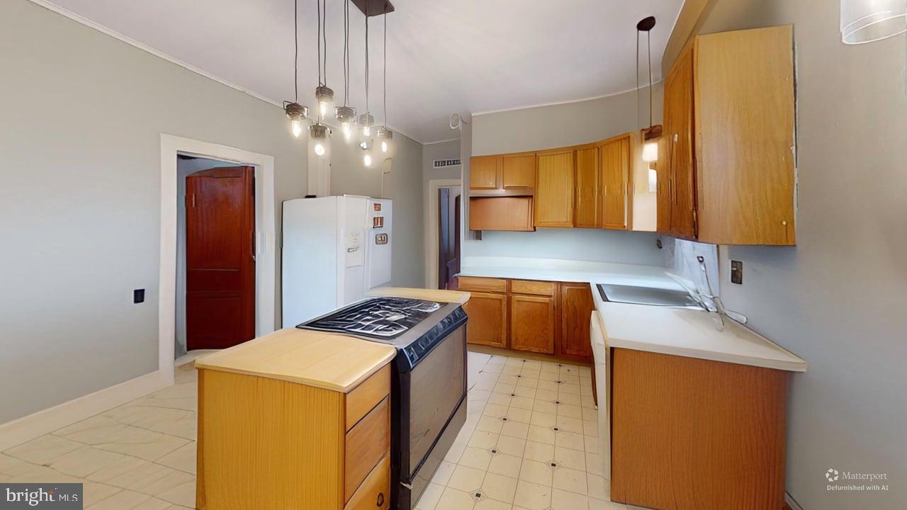 TOWN OF ROMNEY - Residential