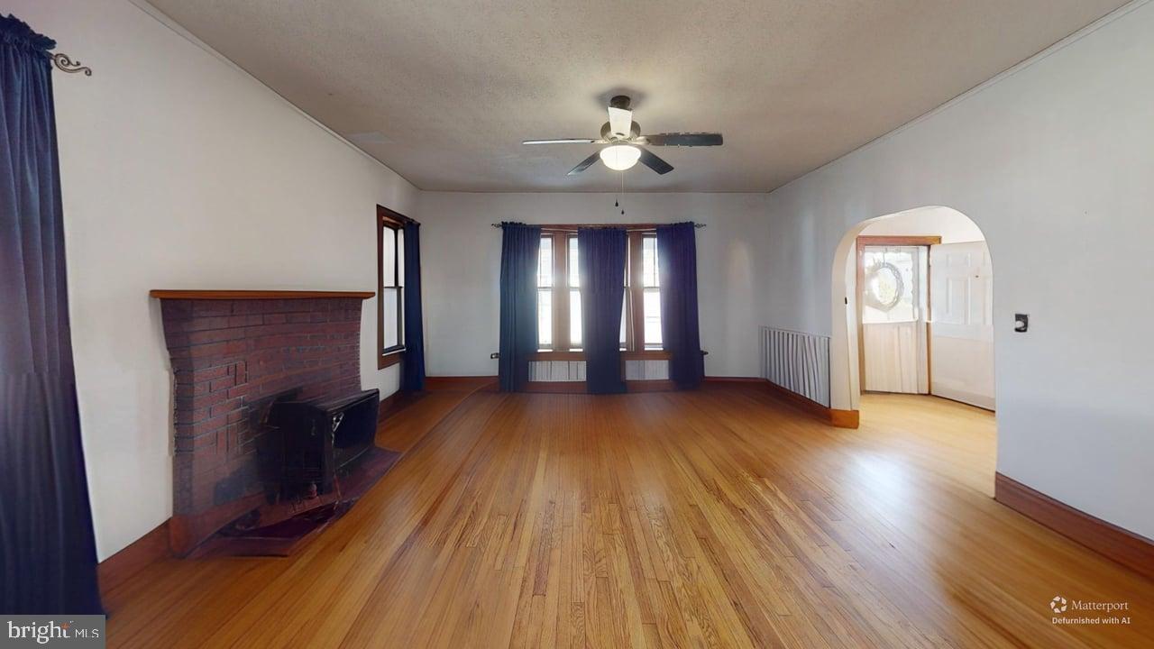 TOWN OF ROMNEY - Residential