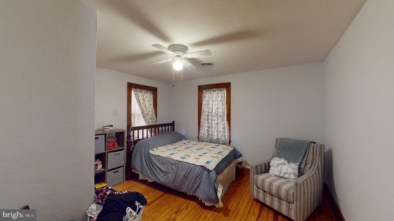 TOWN OF ROMNEY - Residential