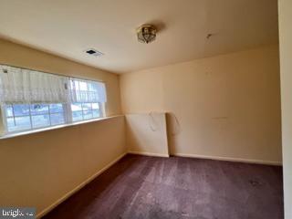 YORKSHIRE KNOLLS-PLAT 7> - Residential