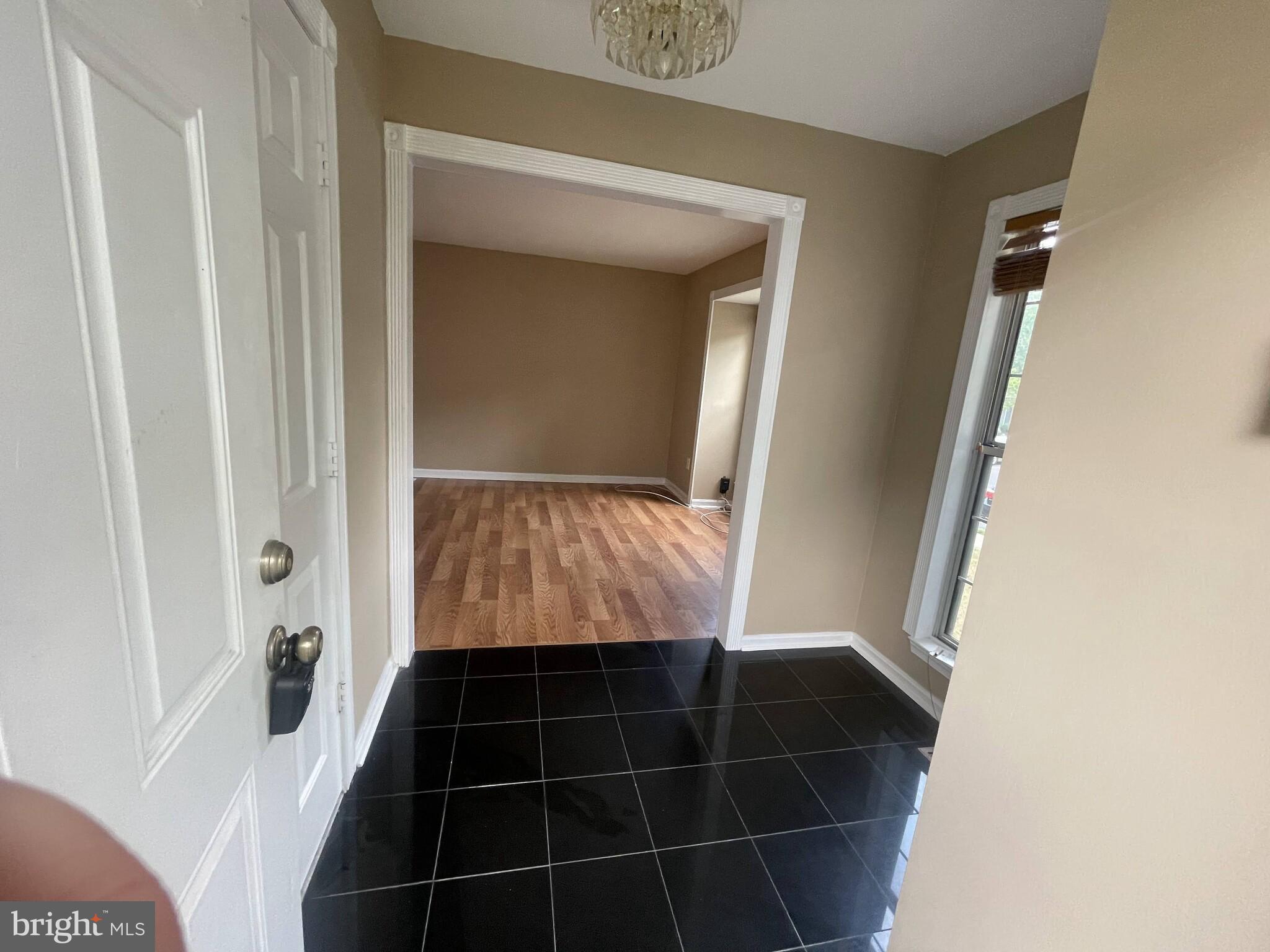 PLEASANT HILLS - Residential Lease