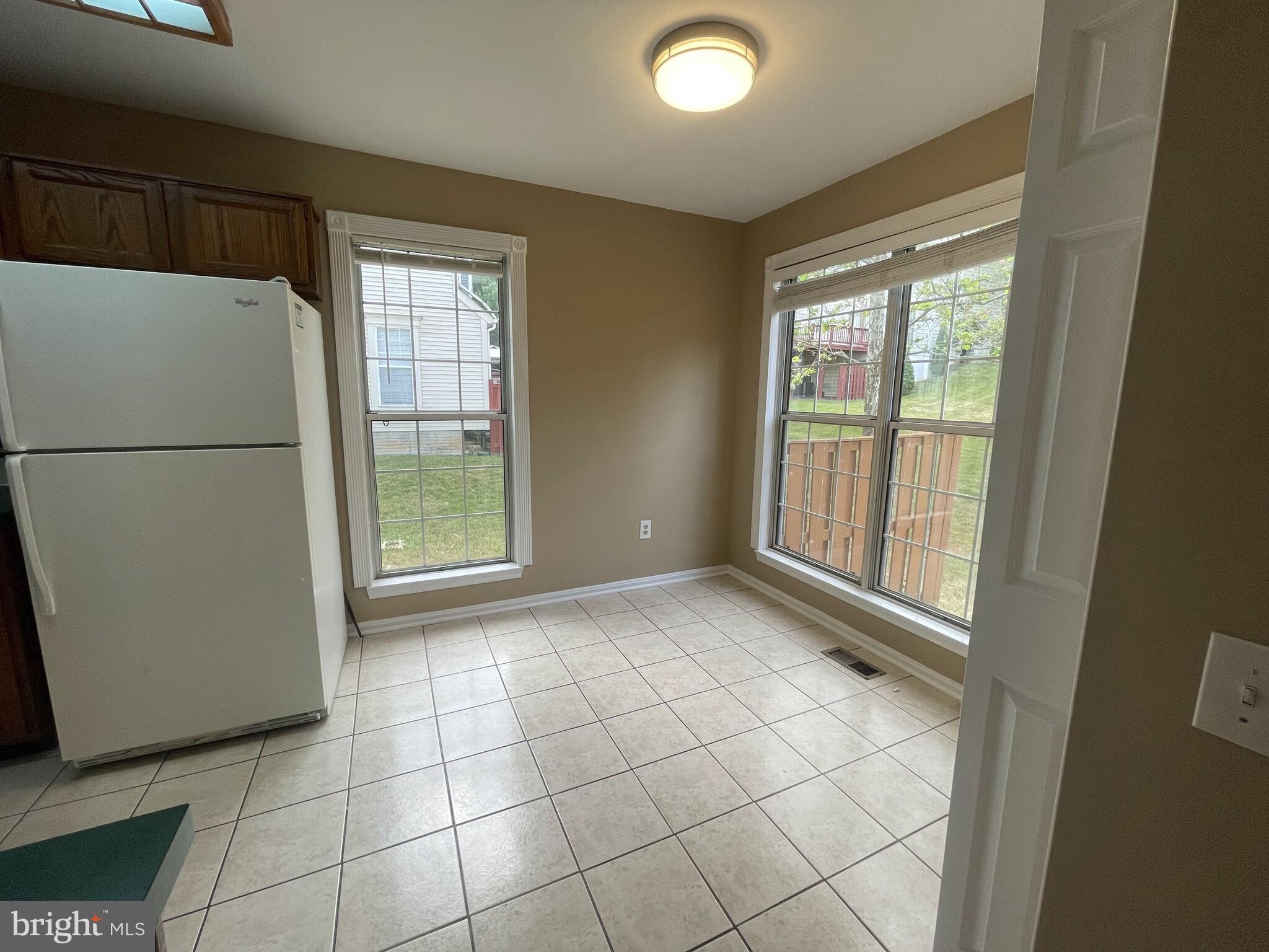 PLEASANT HILLS - Residential Lease