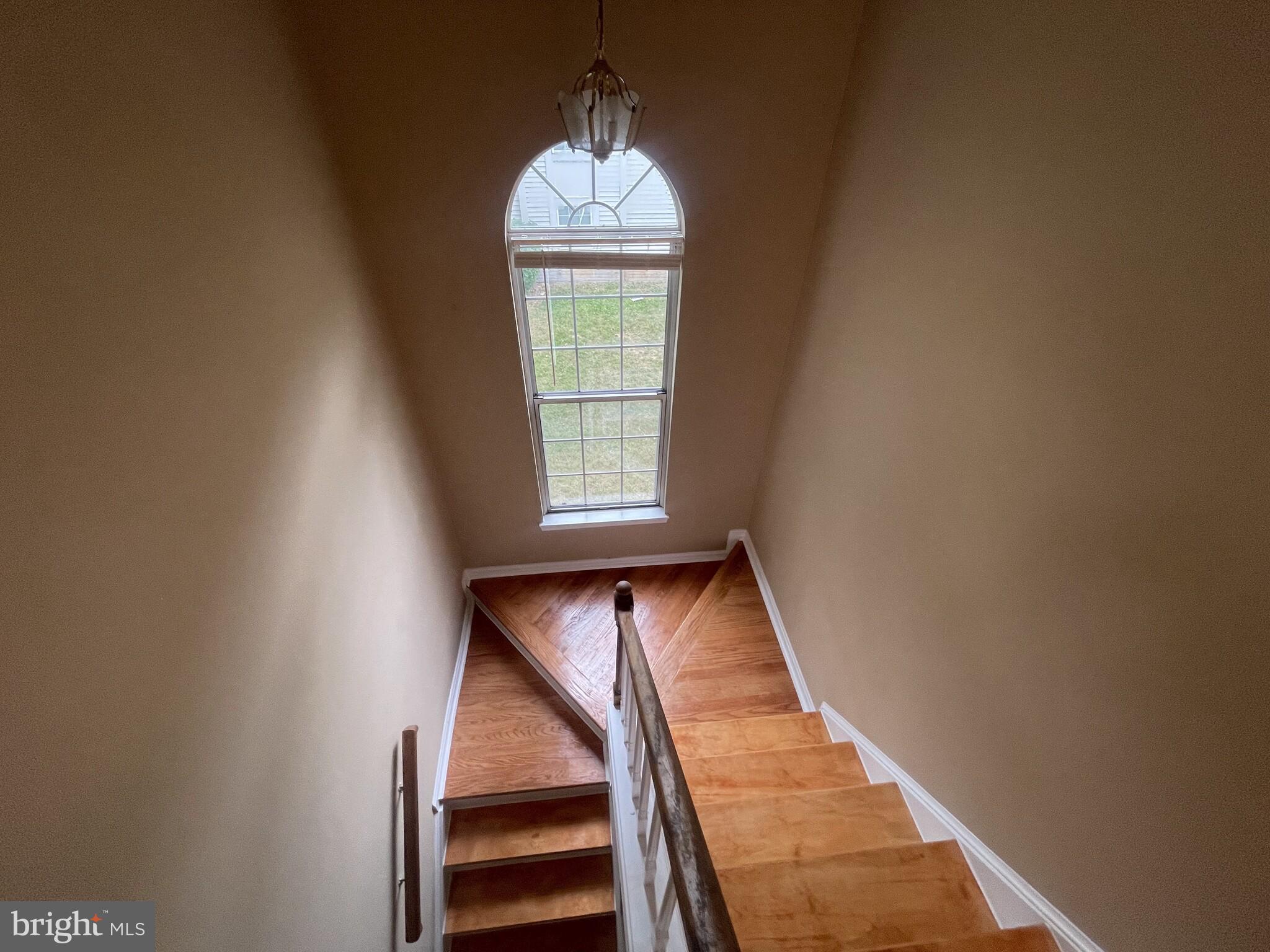 PLEASANT HILLS - Residential Lease