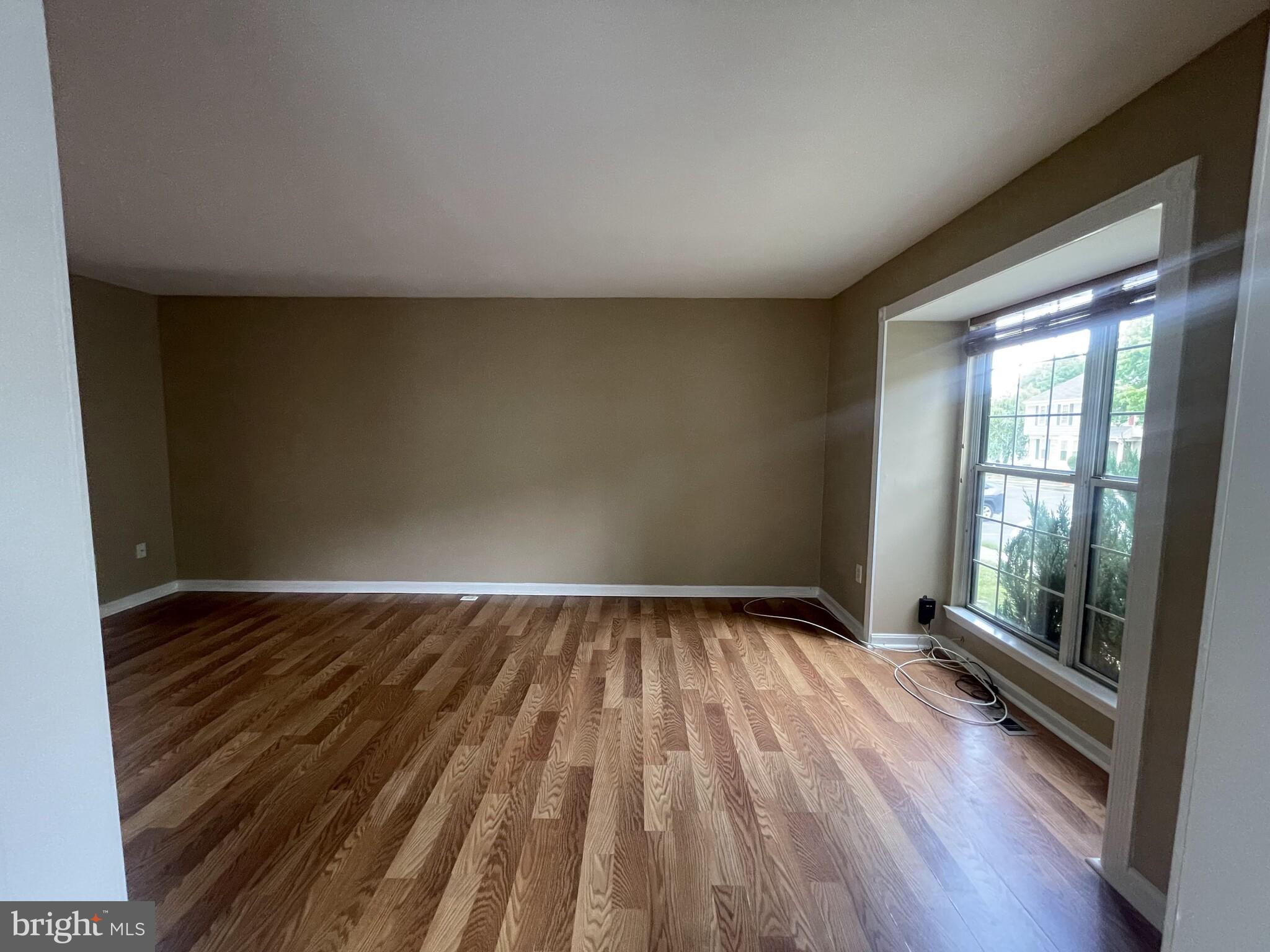 PLEASANT HILLS - Residential Lease