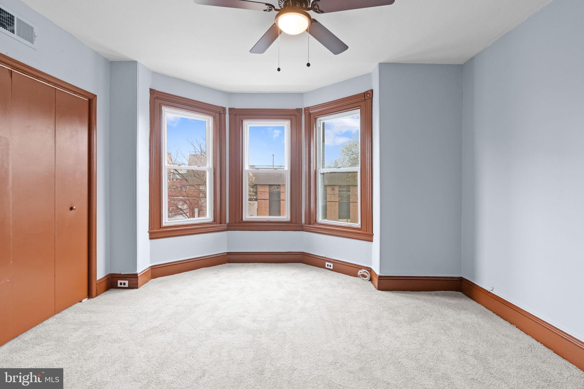 NORRISTOWN - Residential