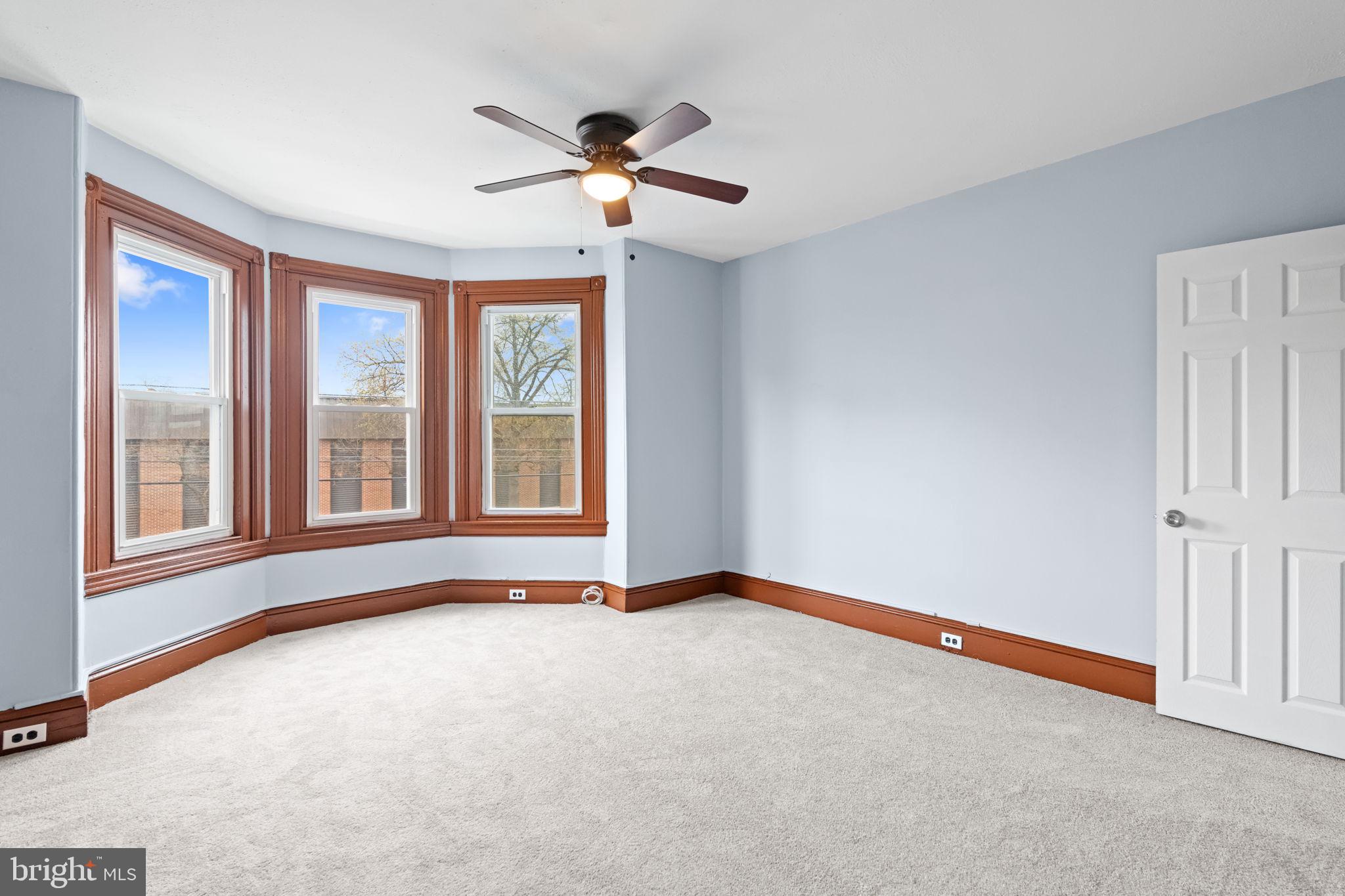 NORRISTOWN - Residential