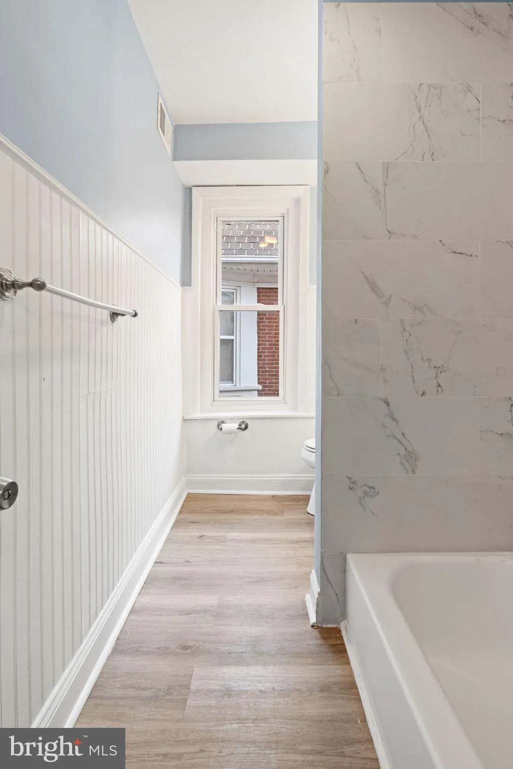 Norristown, Pennsylvania 19401, United States, 5 Bedrooms Bedrooms, ,2 BathroomsBathrooms,Residential,Contingent,105872