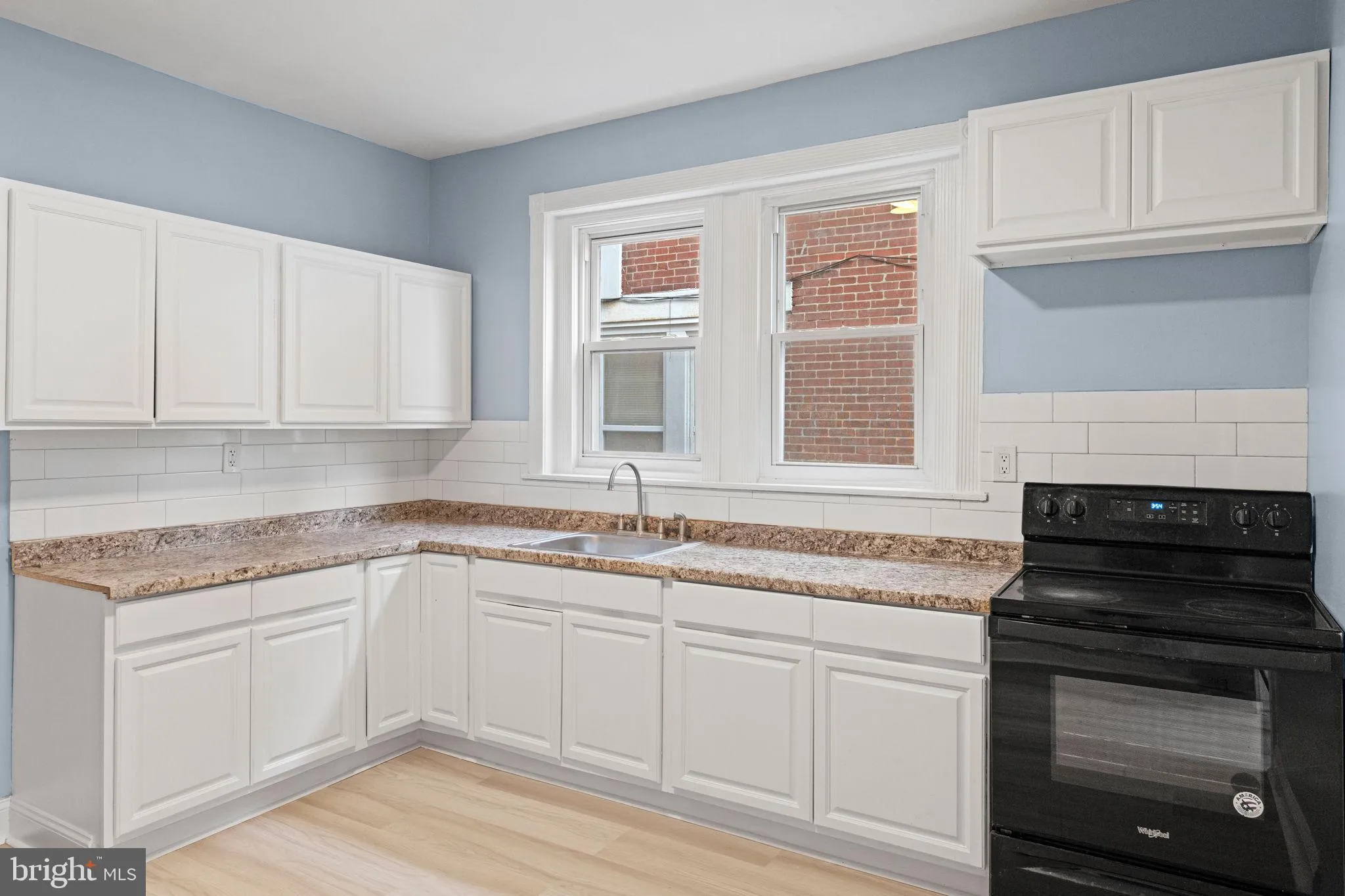 Norristown, Pennsylvania 19401, United States, 5 Bedrooms Bedrooms, ,2 BathroomsBathrooms,Residential,Contingent,105872