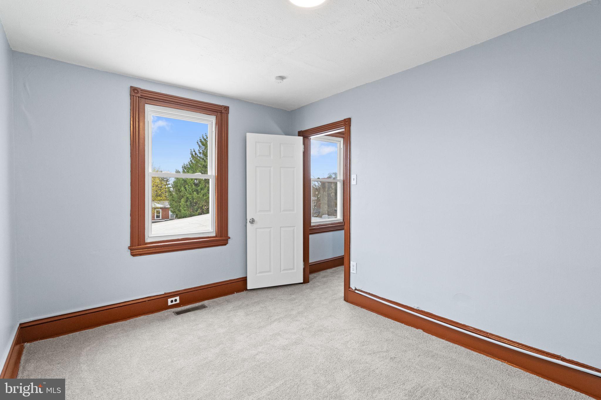 NORRISTOWN - Residential