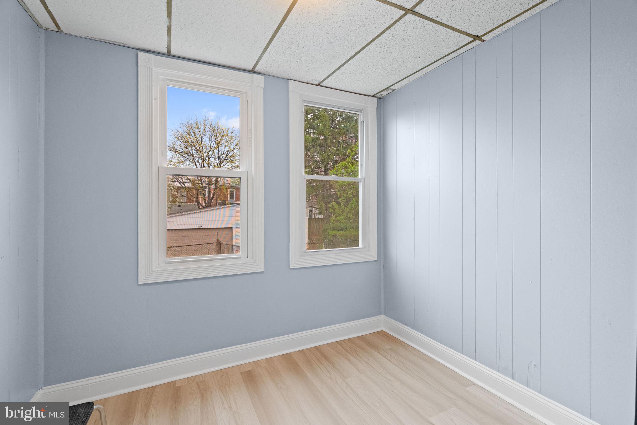 NORRISTOWN - Residential