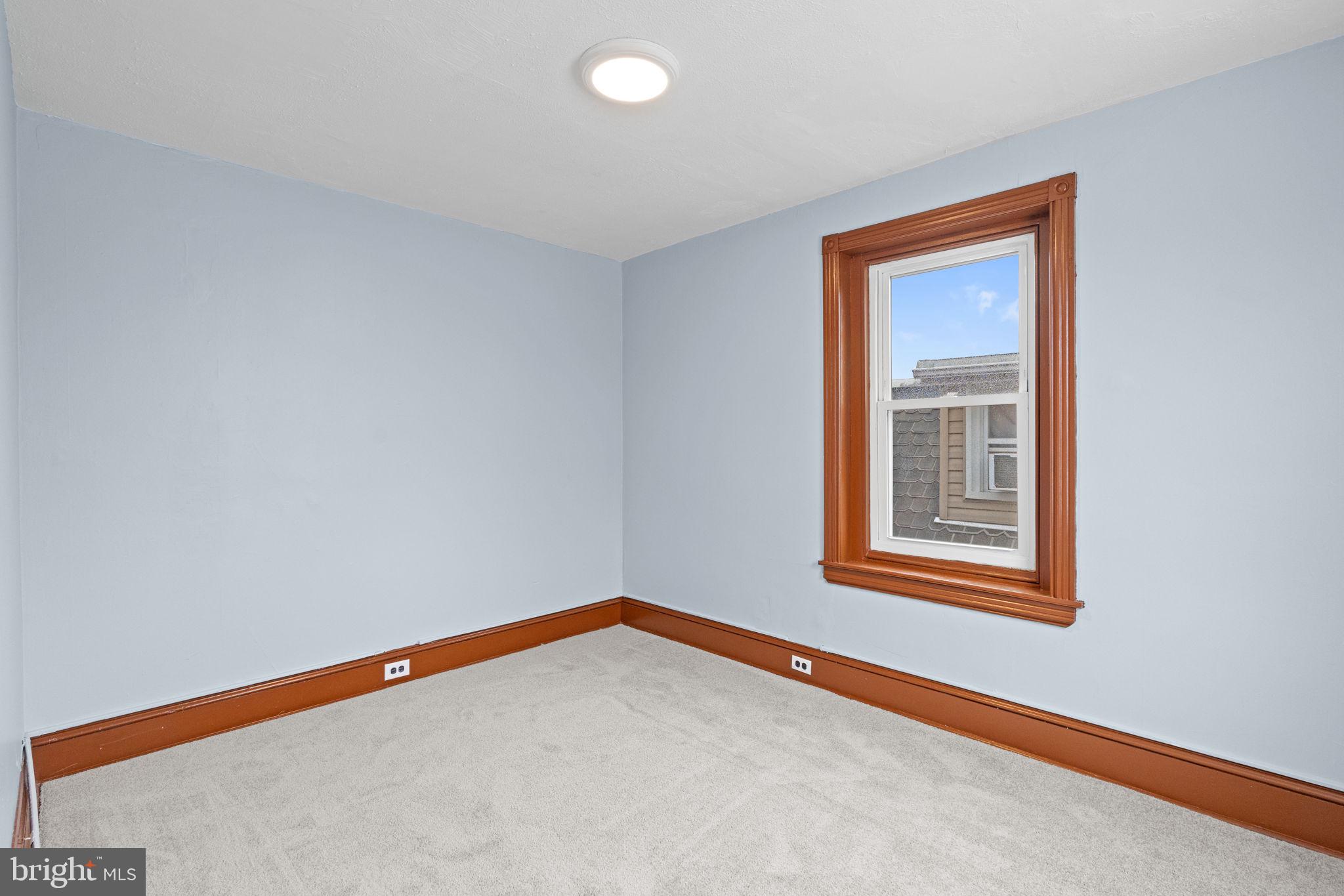 NORRISTOWN - Residential