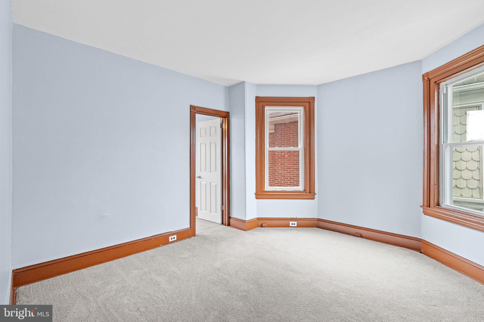 NORRISTOWN - Residential