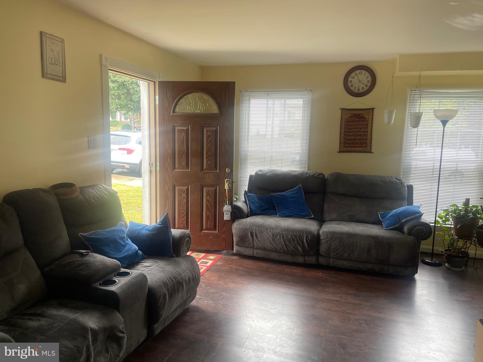 BELMONT - Residential