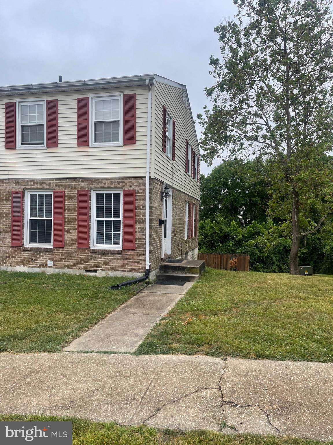 BELMONT - Residential