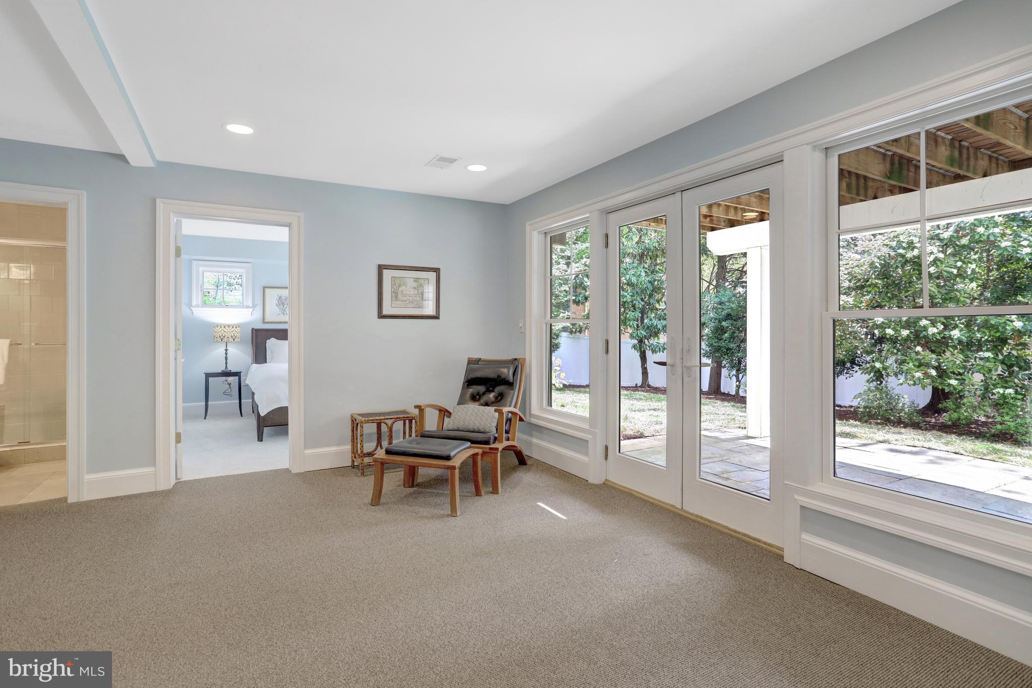 LYON PARK - Residential