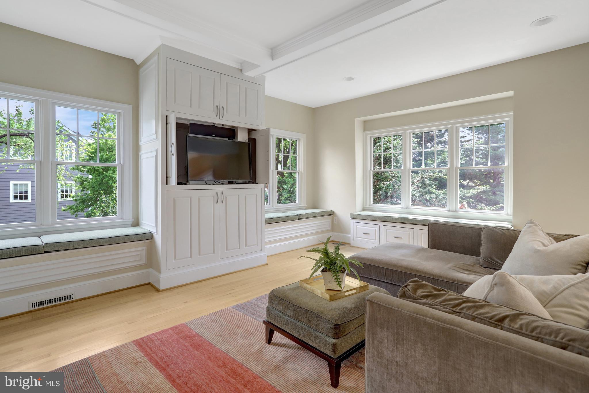 LYON PARK - Residential