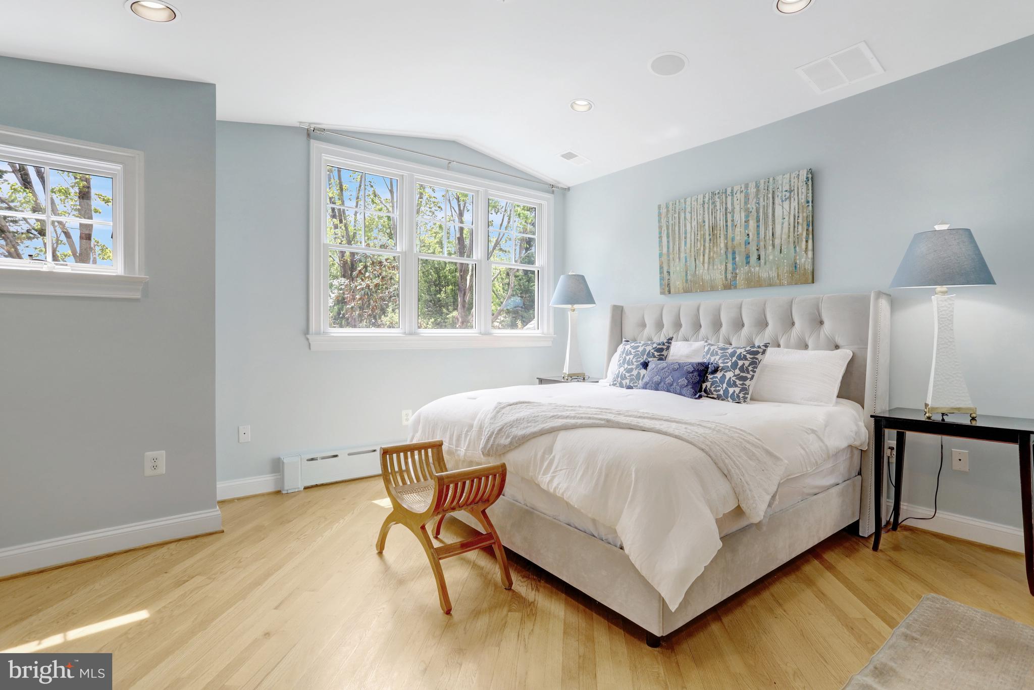 LYON PARK - Residential