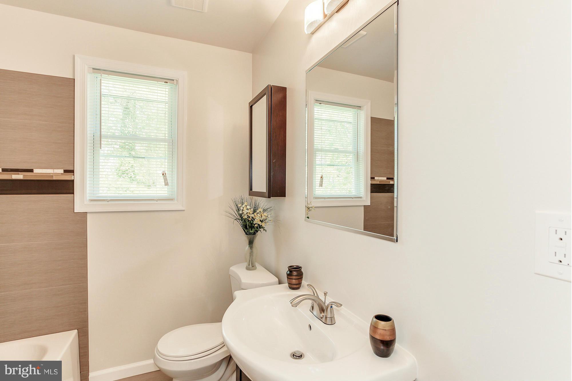 LAKEVIEW - Residential