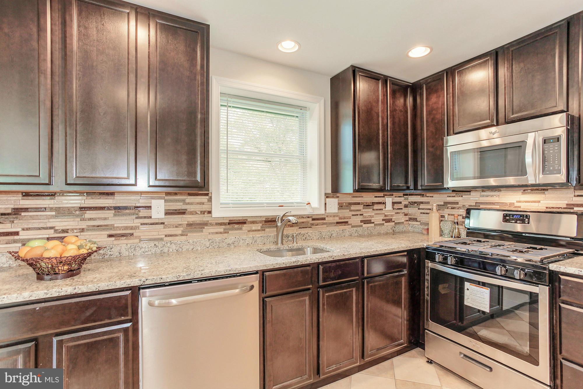 LAKEVIEW - Residential