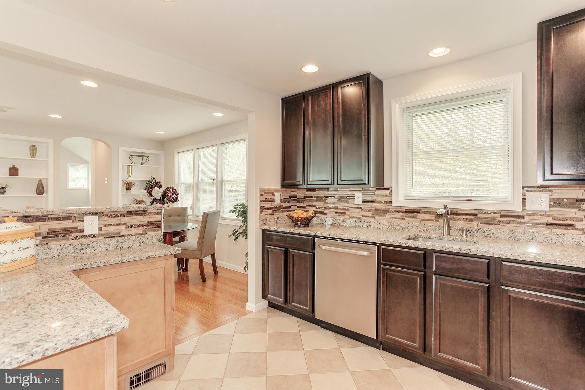 LAKEVIEW - Residential