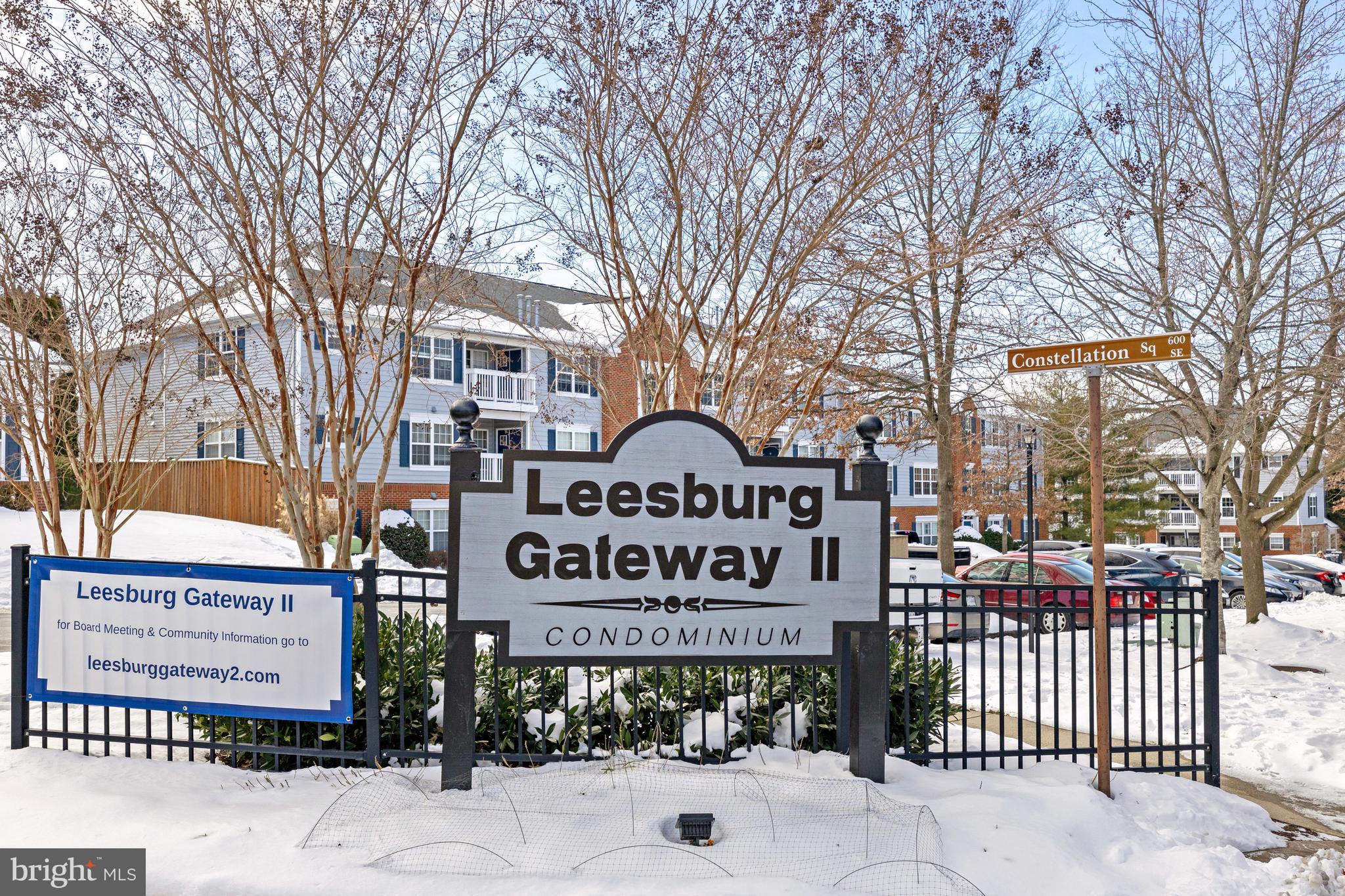 521 CONSTELLATION SQUARE SE J