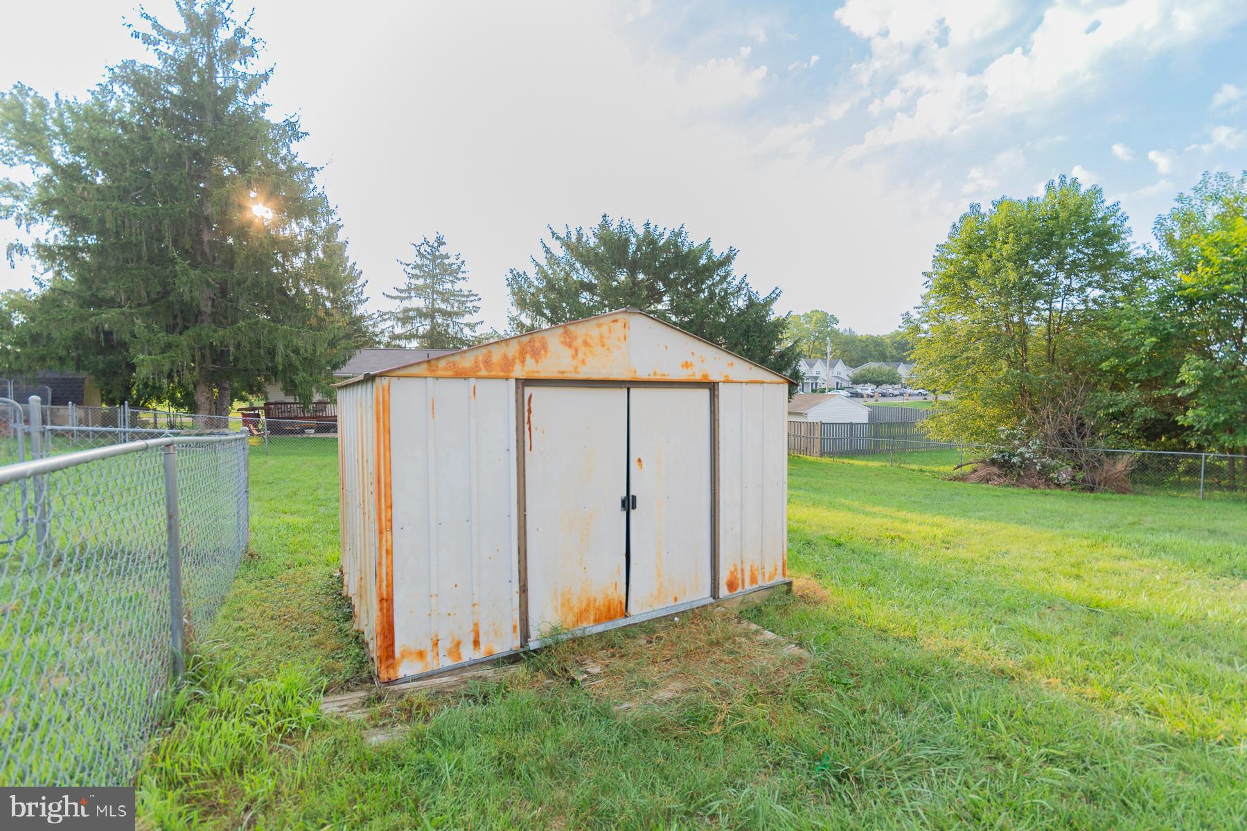 ORCHARD HILLS - Residential