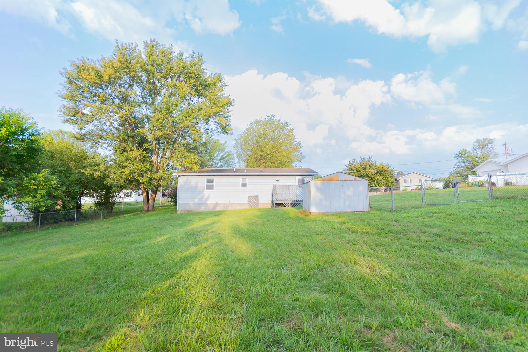 ORCHARD HILLS - Residential