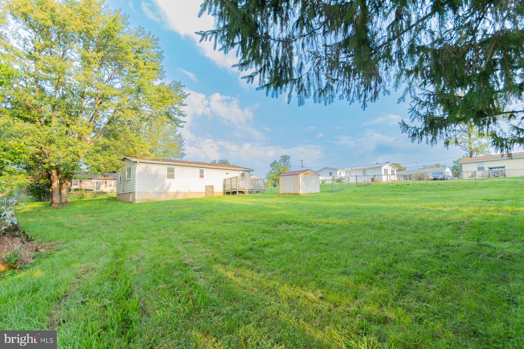 ORCHARD HILLS - Residential