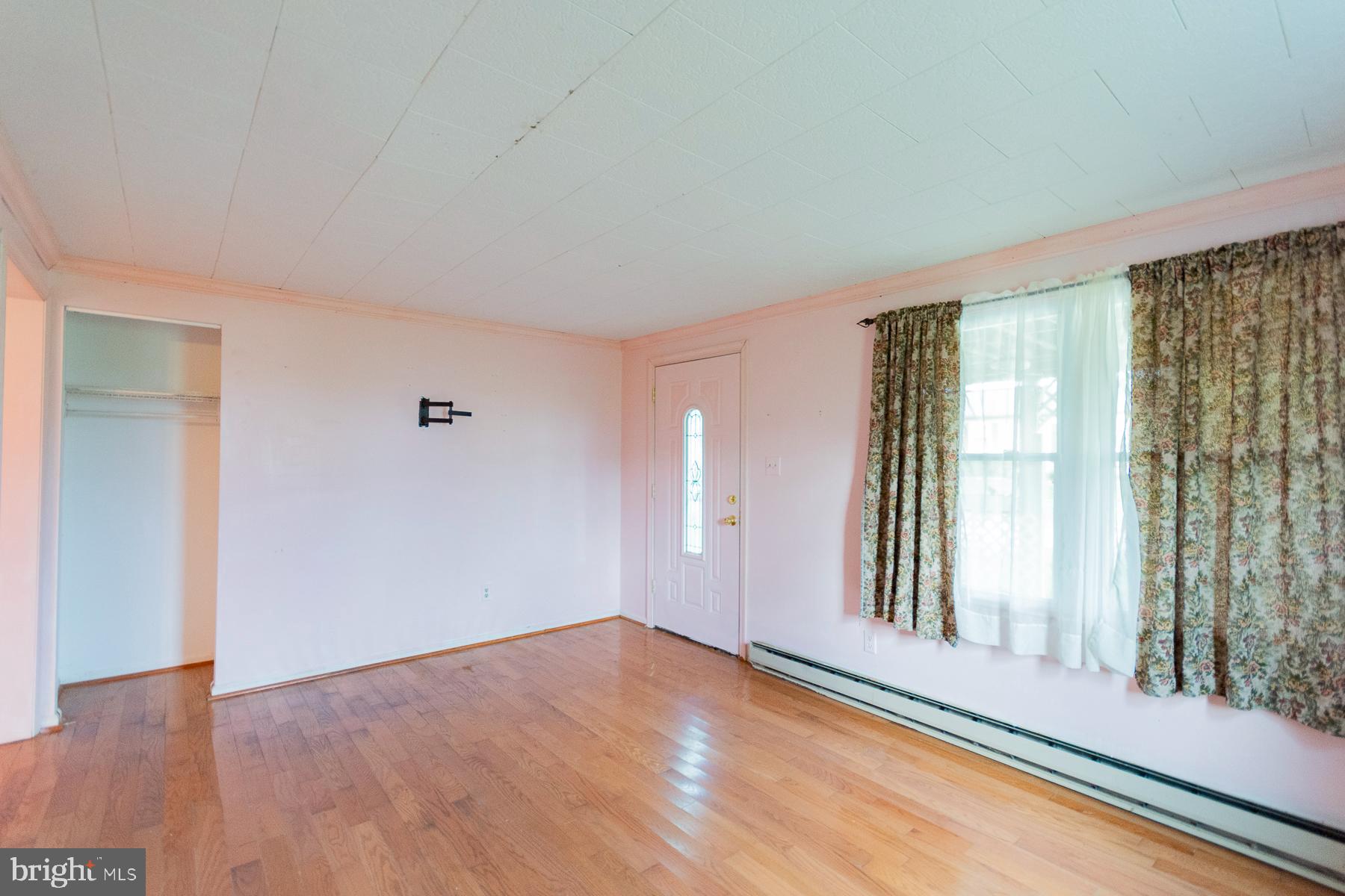 ORCHARD HILLS - Residential