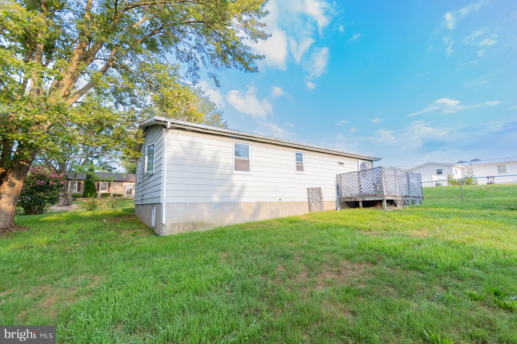 ORCHARD HILLS - Residential