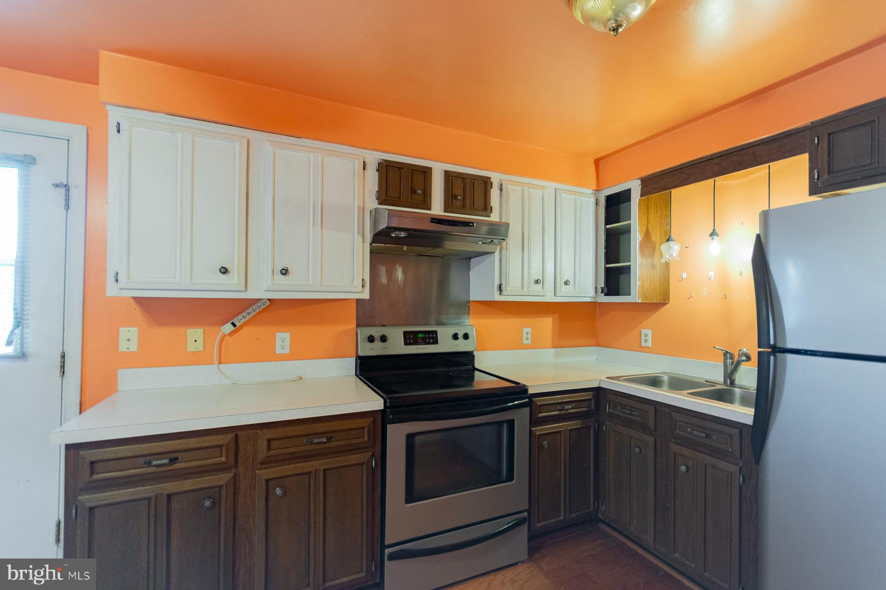 ORCHARD HILLS - Residential