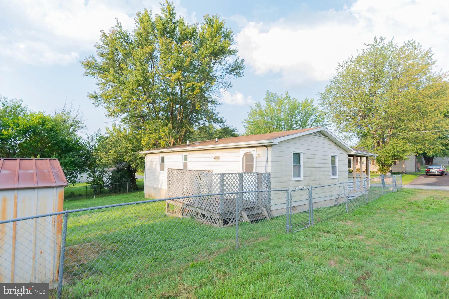 ORCHARD HILLS - Residential