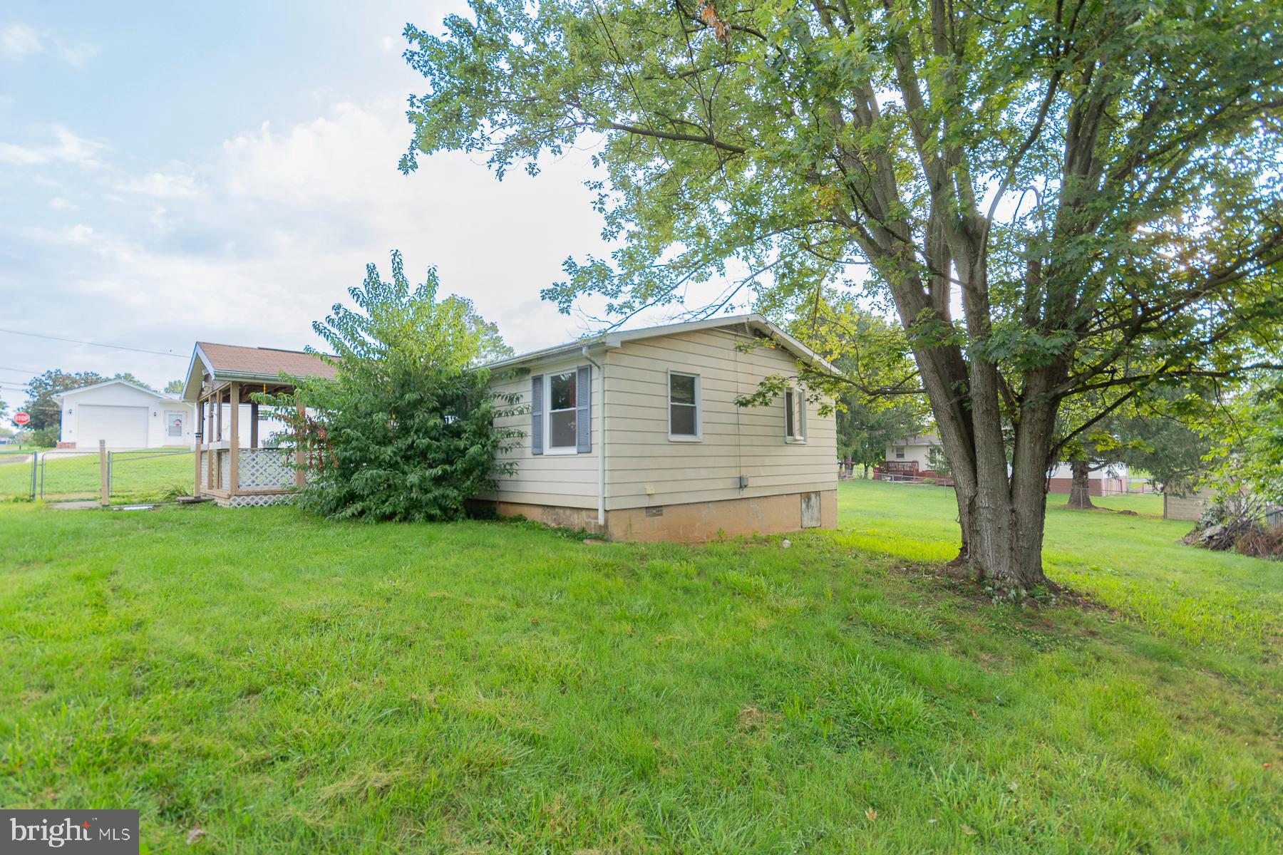 ORCHARD HILLS - Residential