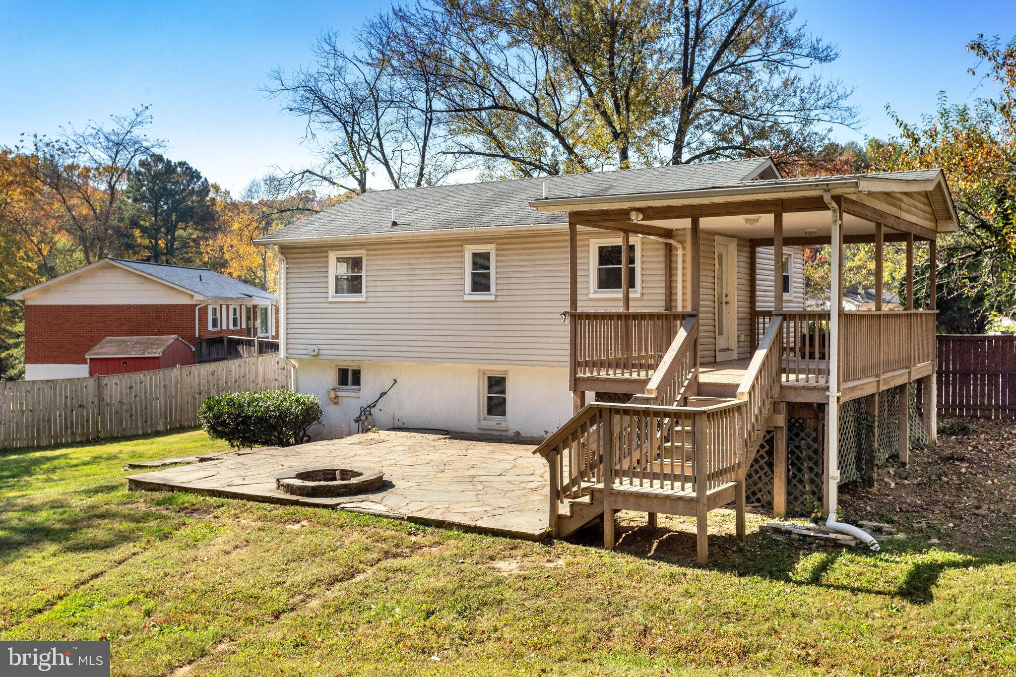 DALE CITY - Residential Lease