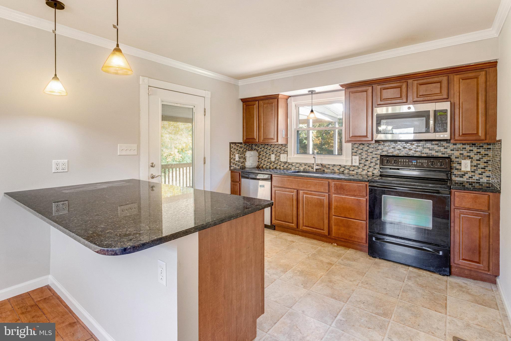 DALE CITY - Residential Lease