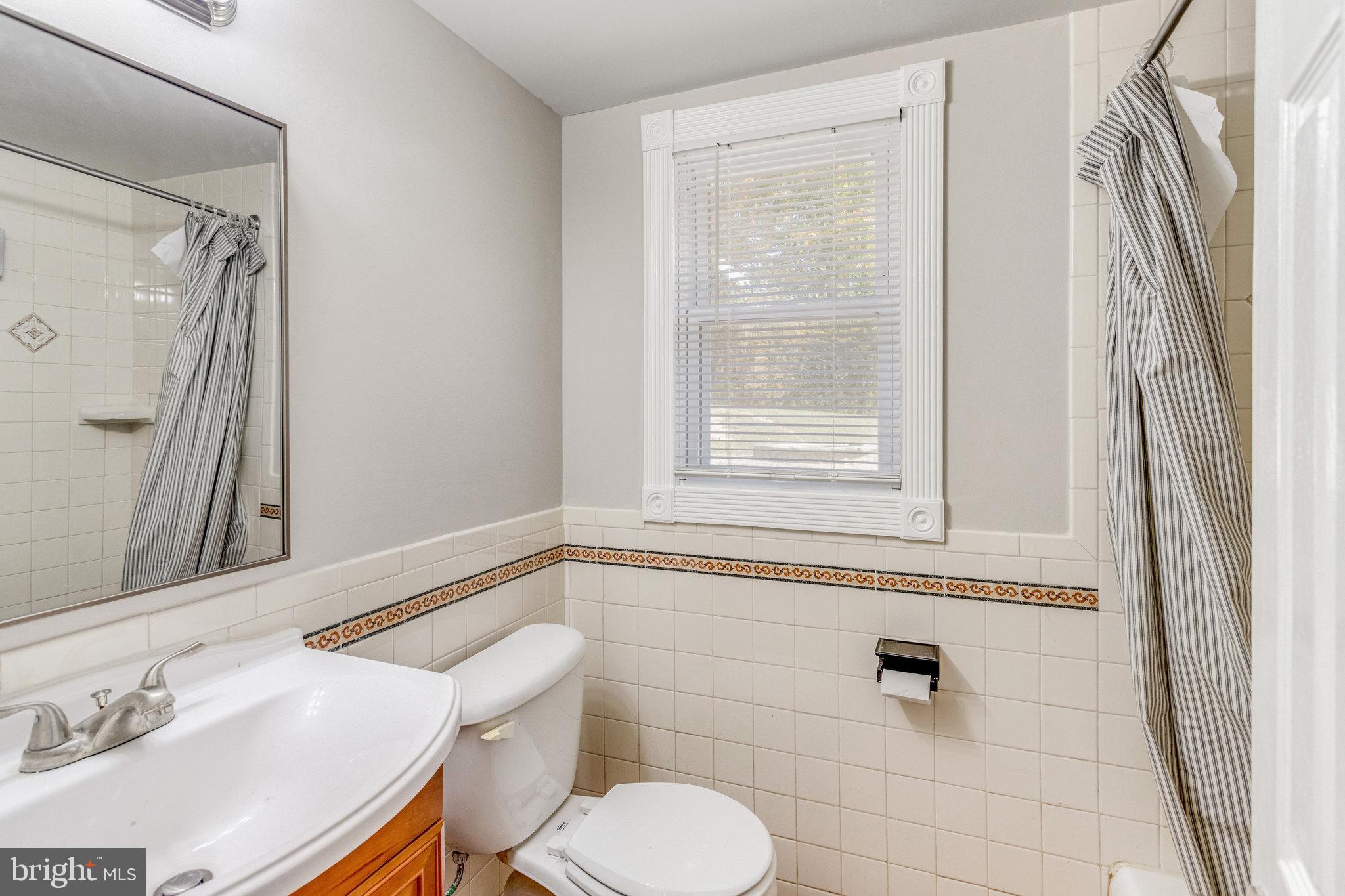 DALE CITY - Residential Lease