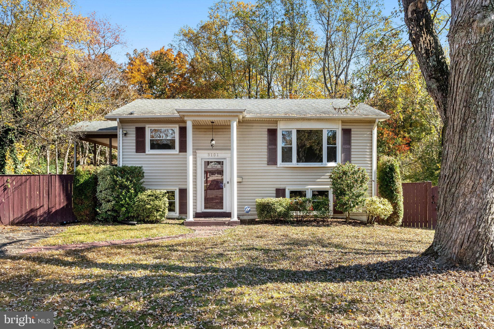 DALE CITY - Residential Lease