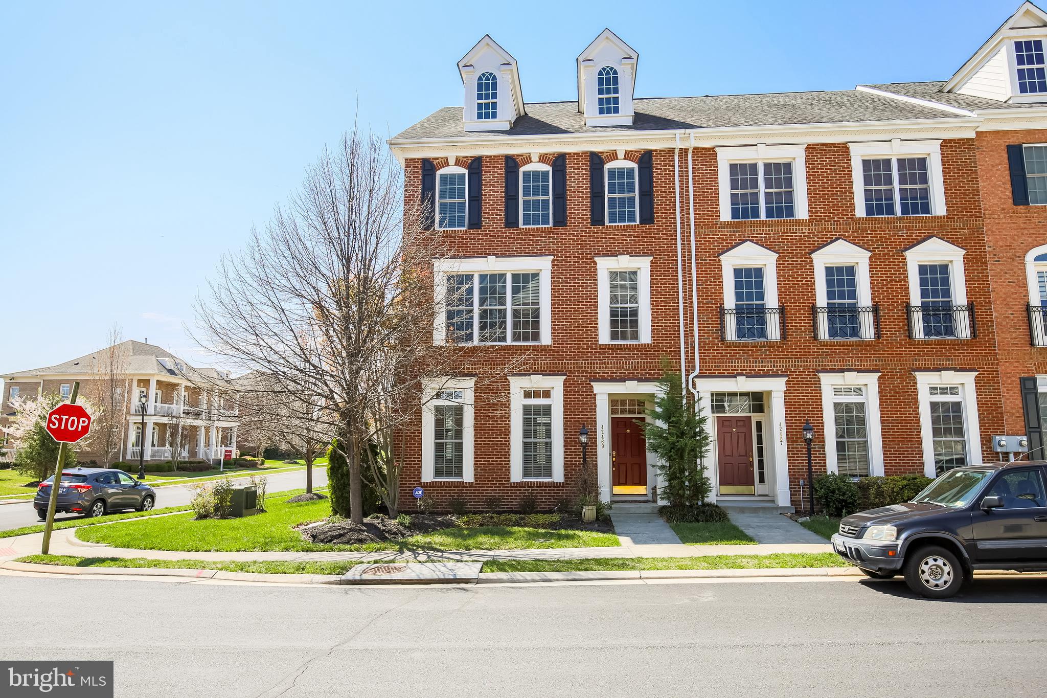 42469 REDSTONE TERRACE