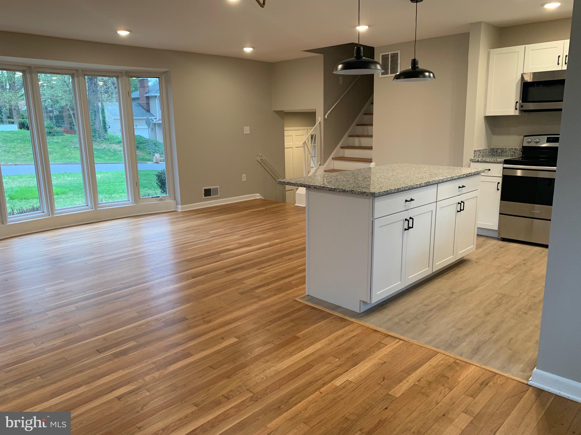 SLEEPY HOLLOW WOODS - Residential