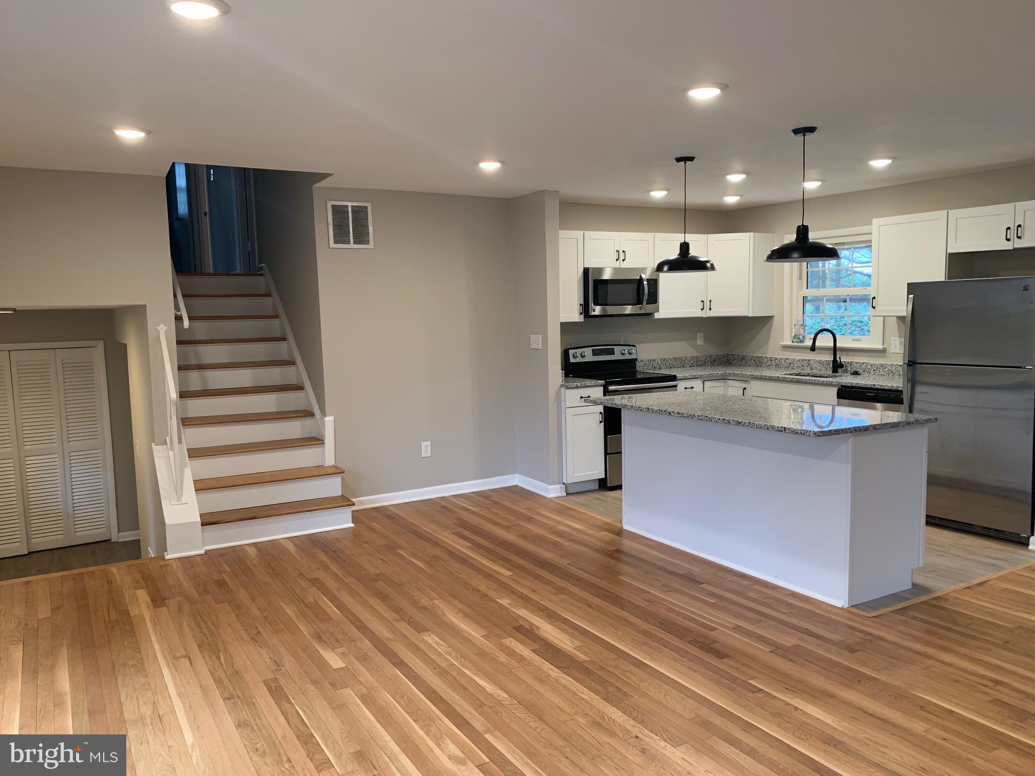 SLEEPY HOLLOW WOODS - Residential