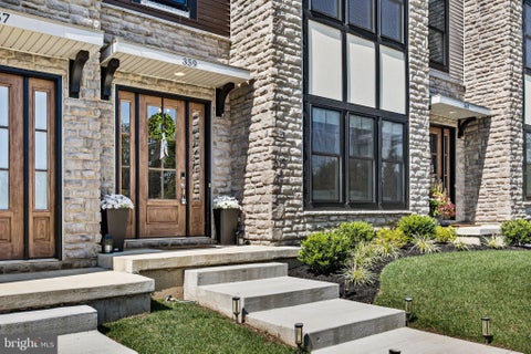 Condo For Sale - 359 W Horseshoe Trail<br/> NEWTOWN SQUARE, PA 19073
