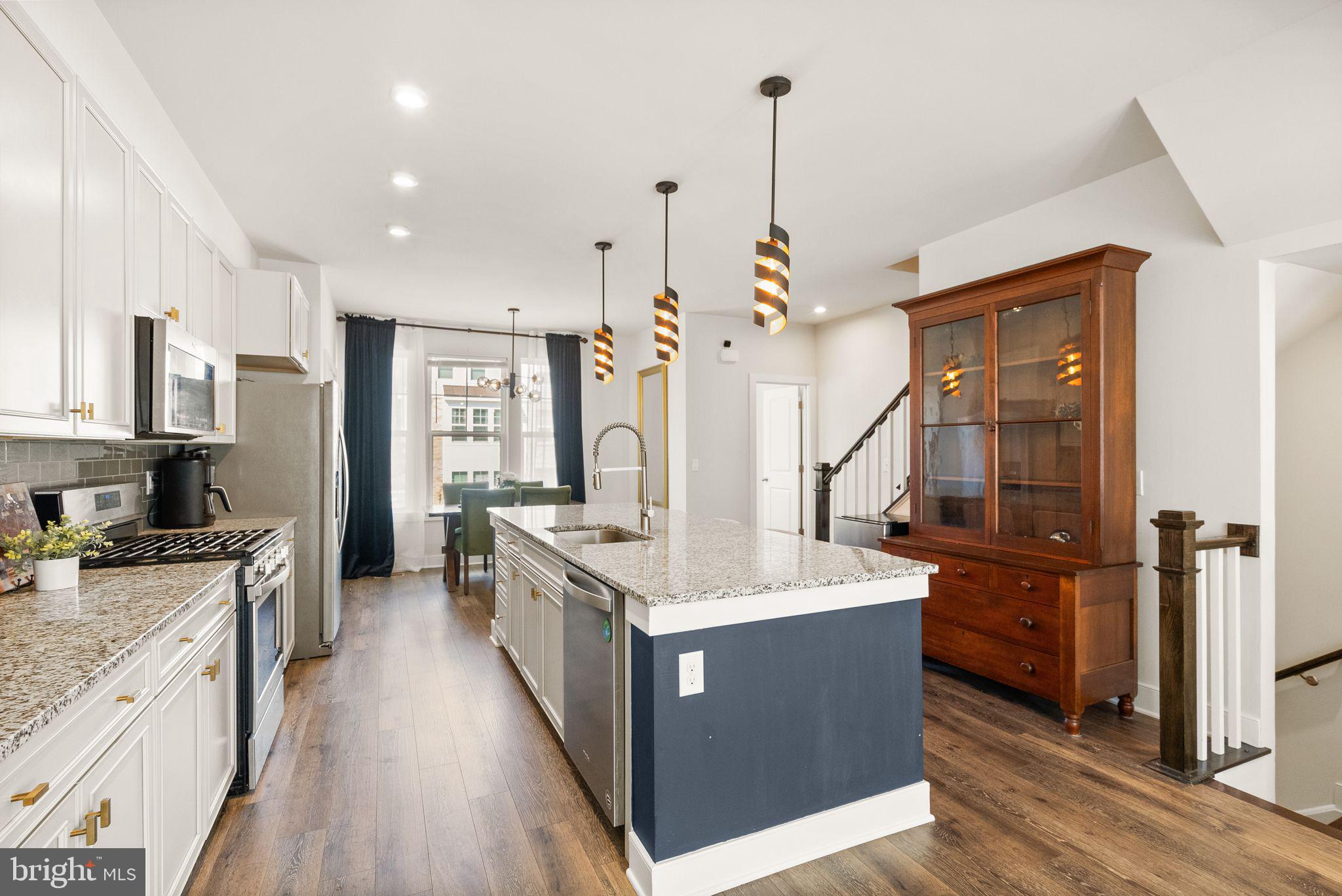 POTOMAC SHORES - Residential