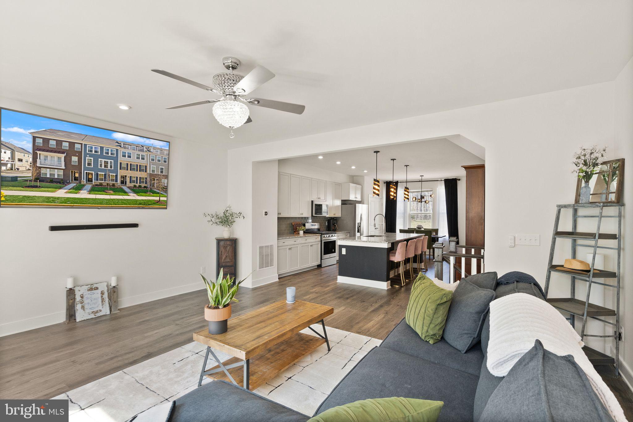 POTOMAC SHORES - Residential