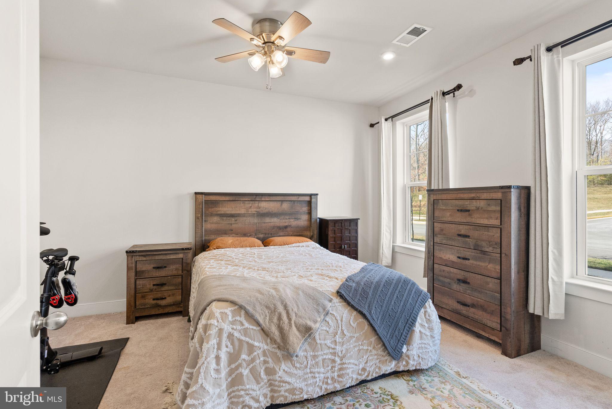 POTOMAC SHORES - Residential